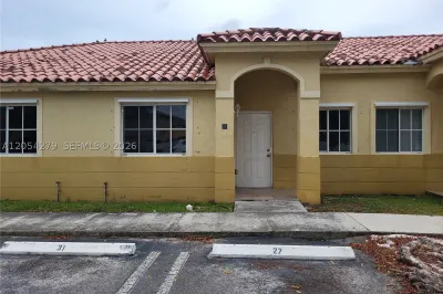 31 NE 13th Ave #5 1