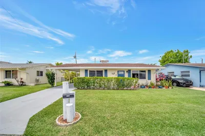 2708 NW 51st Pl 1