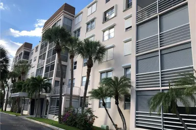 501 E Dania Beach Blvd #5-2M 1