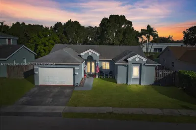 5216 NW 94th Ter 1