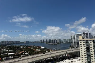 19380 Collins Ave #PH-11 1