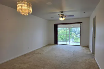 6600 ROYAL PALM Boulevard #304B 1