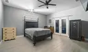 384 E Kings Highway Photo