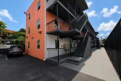 1767 NW 3rd Ave #6 1