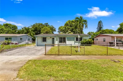 2030 NW 29th Ter 1