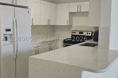 5625 W 20th Ave #208 1