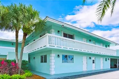 322 N Federal Highway #238-N 1