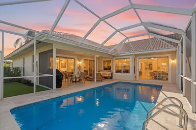 Screened Patio/Pool