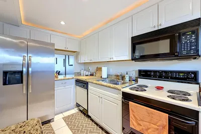 4500 N Federal Highway #315b 1