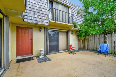 198 Lake Arbor Drive 1