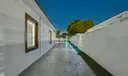 831 E 10th Pl Photo