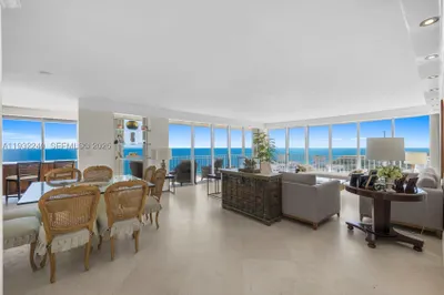 881 Ocean Dr #20A 1