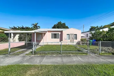 511 NW 46th Street 1