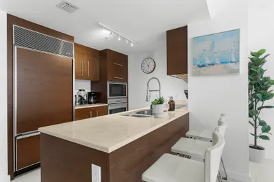 485 Brickell Avenue #1609 1