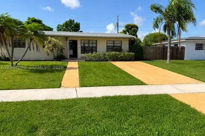 11832 SW 185th Ter 1