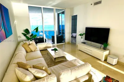 15901 Collins Ave #1804 1
