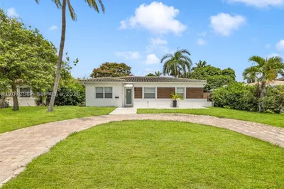 1413 Funston 1