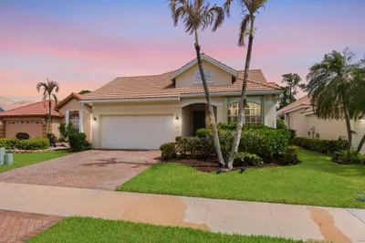 651 SW Munjack Cove 1