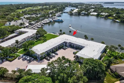 550 Riomar Drive 1