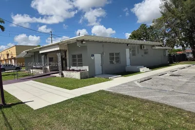 1400 NW 3rd Ave 1