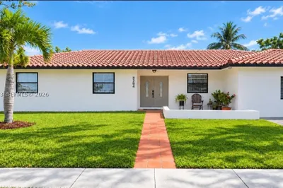 8284 SW 205th Ter 1