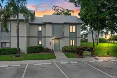 2233 NW 22nd Avenue #108 1