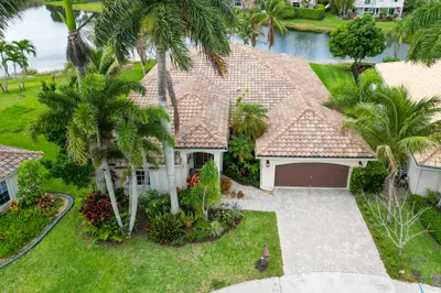 712 Verona Court 1