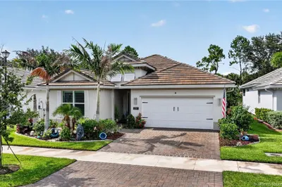 12591 SW Sunrise Lake Terrace 1