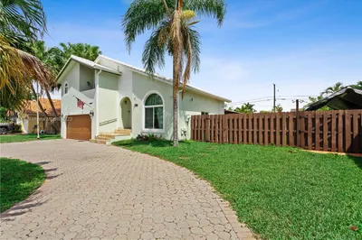 10421 SW 66th Ter 1