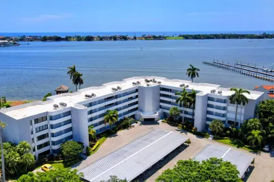 8200 Lakeshore Drive #506 1
