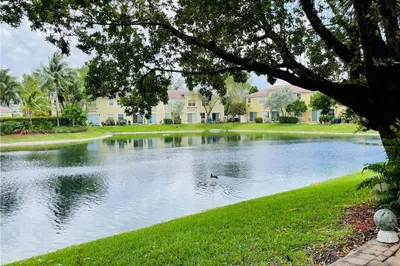 2851 W Prospect Road #1211 1