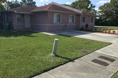 9440 SW 169th St 1