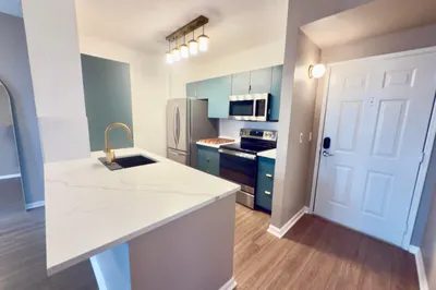 630 S Sapodilla Avenue #333 1