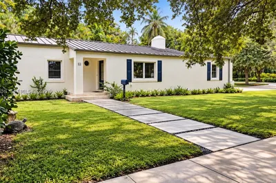 295 De Leon Dr 1