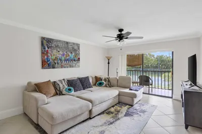Residence 202-C