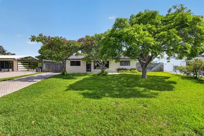 115 NW 7th Street 1
