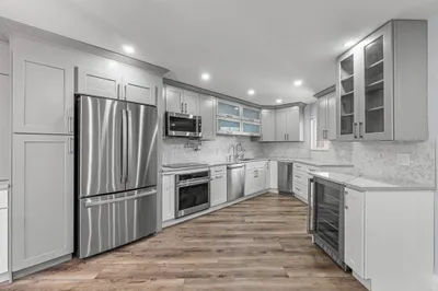 5900 Camino Del Sol #100 1