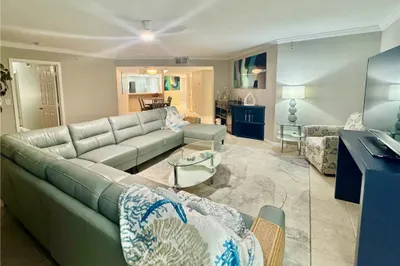 3880 N Highway A1a #403 1