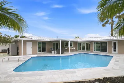 1730 NW 39th Street 1