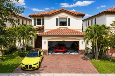 8821 W 34th Ct 1