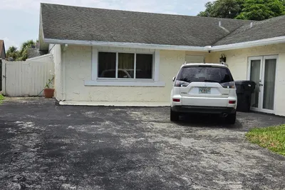 7520 SW 6th Court Sw 1