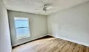 967 E 13th Square Photo