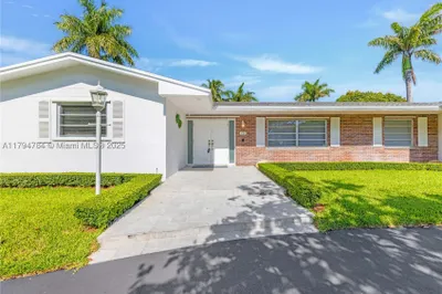 13790 SW 80th Ave 1