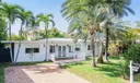 220 Hampton Ln Photo