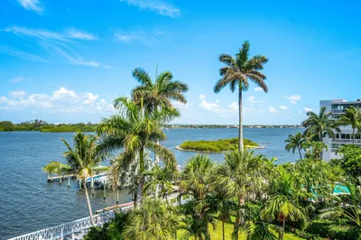 2505 S Ocean Boulevard #515 1