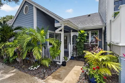 706 Ocean Dunes Circle 1
