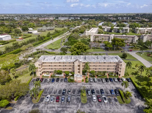 Just Listed | 6795 Huntington Lane #406