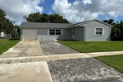 4422 Ixora Circle 1