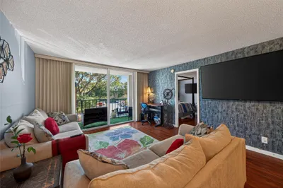 1800 N Andrews Avenue #2f 1
