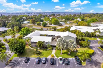 800 NW Fork Road #10-11 1